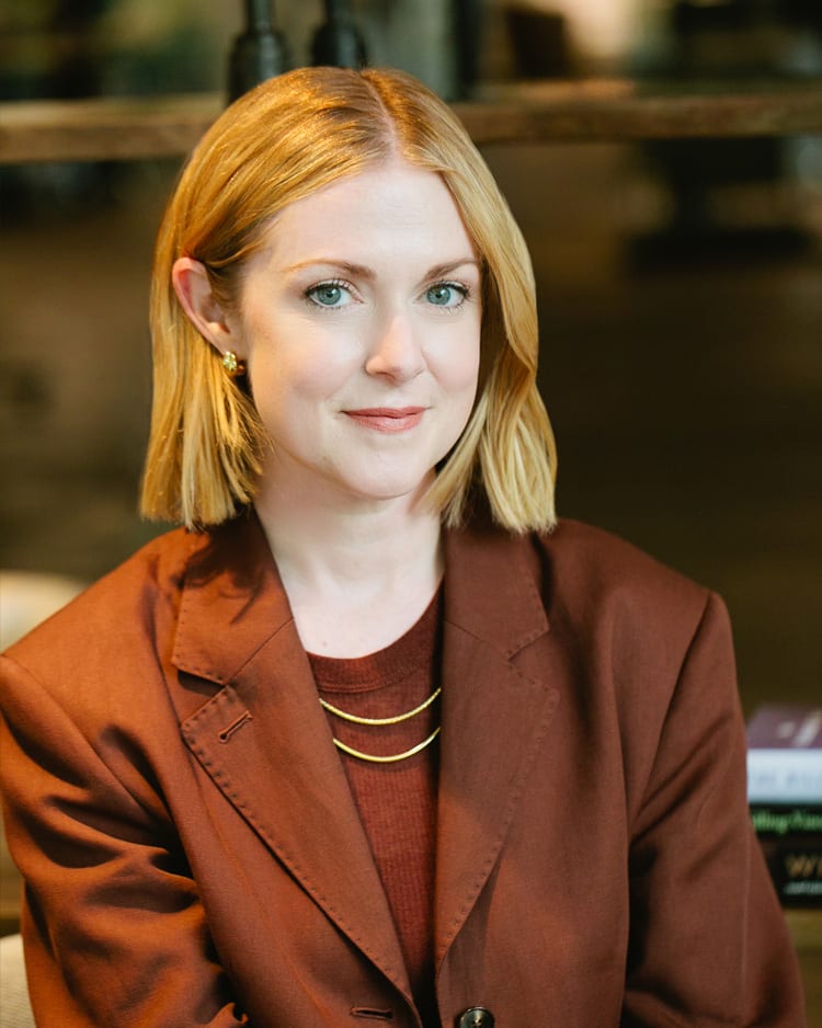 Headshot of Elizabeth Haggard