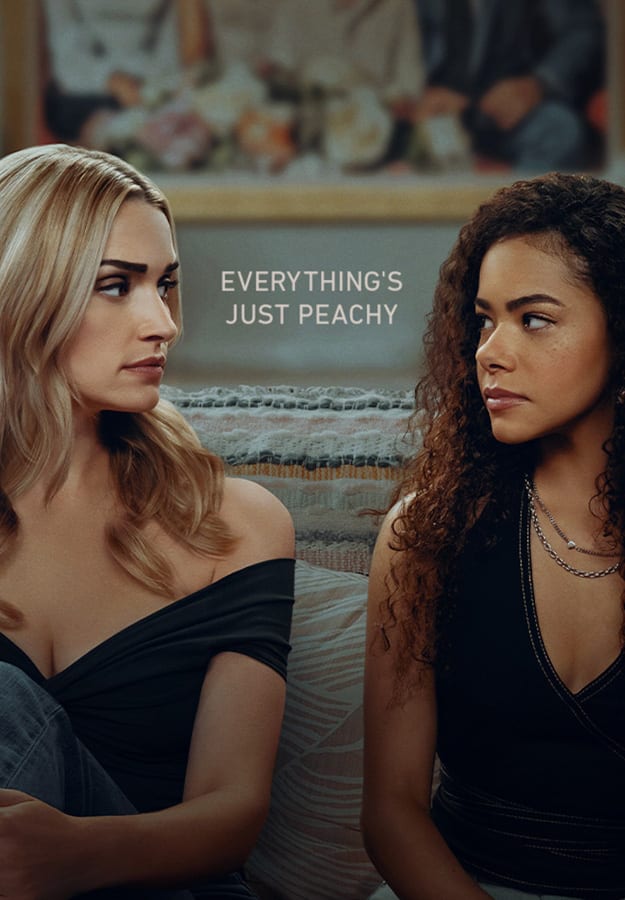 Still from Ginny & Georgia